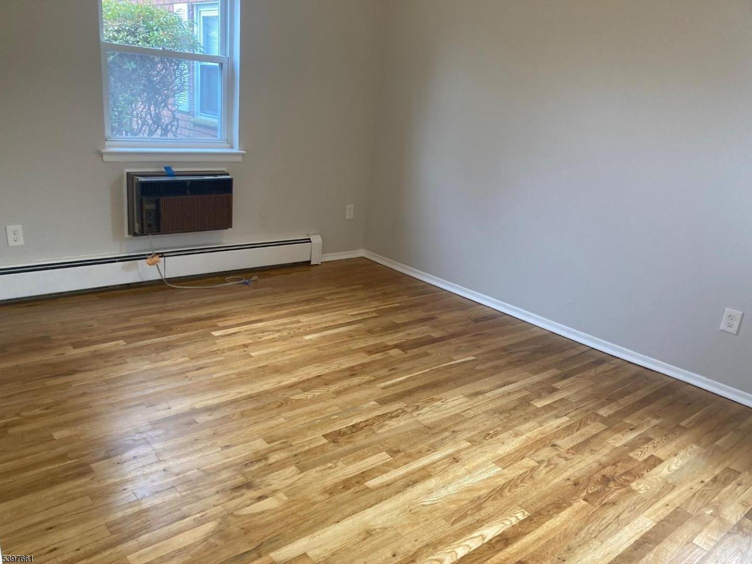 Manchester Village 1 - Residential Lease