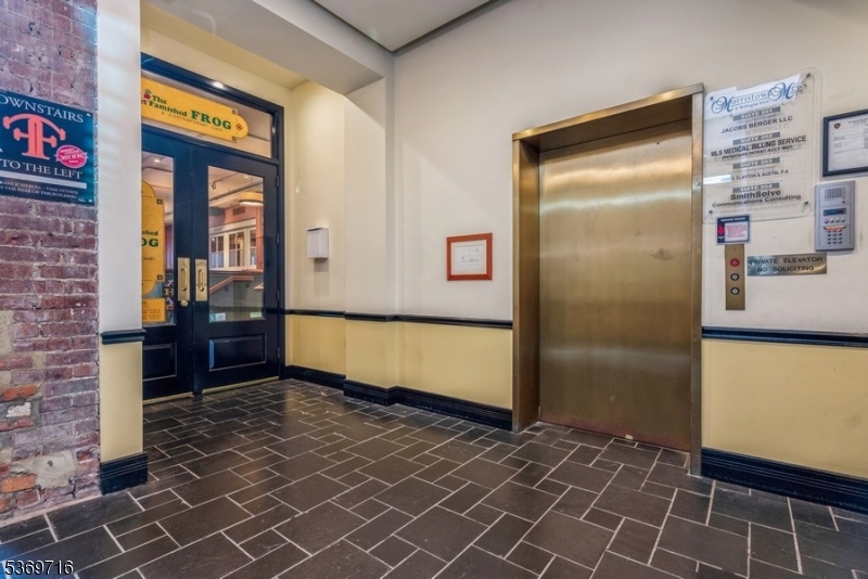 Downtown - Residential Lease