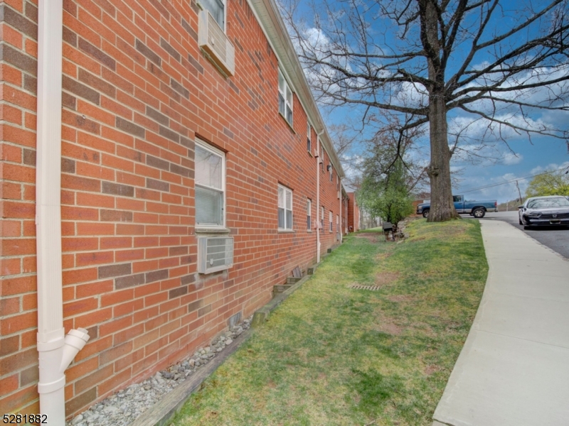 Mountain Club - Residential Lease