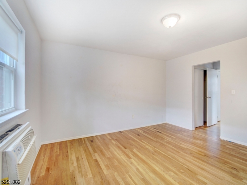 Mountain Club - Residential Lease