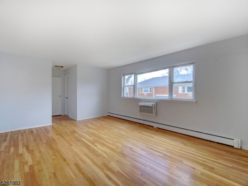 Mountain Club - Residential Lease