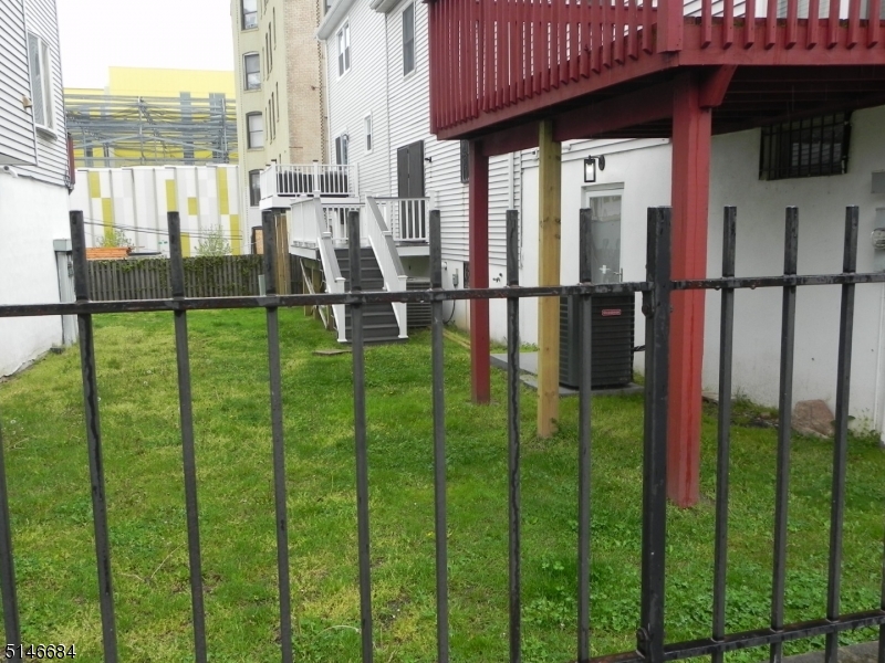 Downtown - Residential Lease