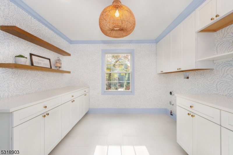 Rolling Hill - Residential