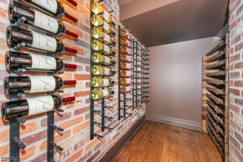 Rolling Hill - Residential