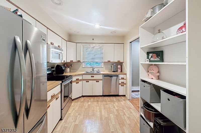 White Meadow Lake - Residential Lease