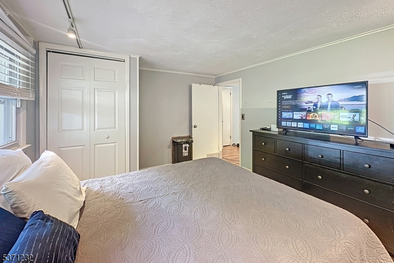 White Meadow Lake - Residential Lease