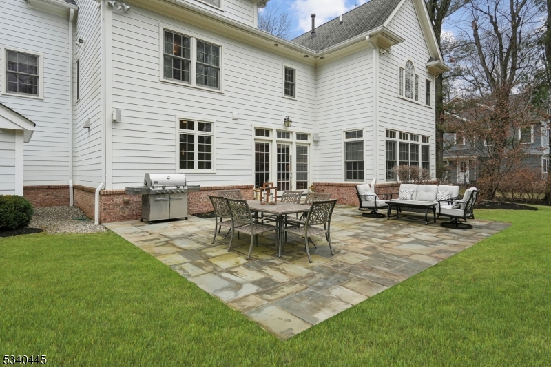 Linden Lane/ Rolling Hill - Residential