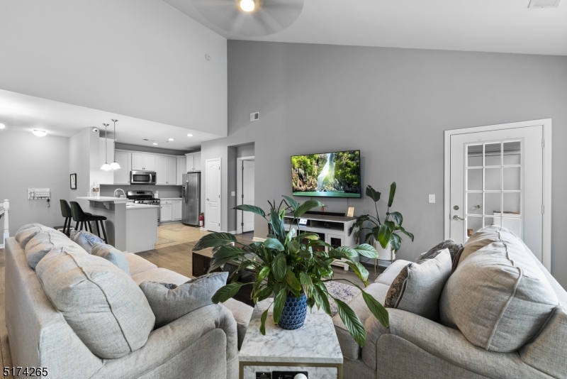 The Grande - Residential Lease