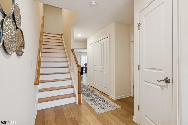 Clayton Square - Residential