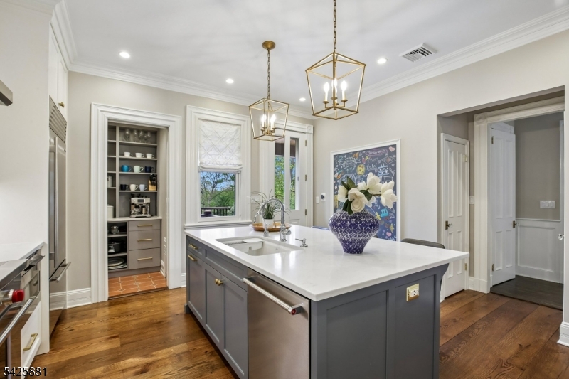 Upper Montclair - Residential