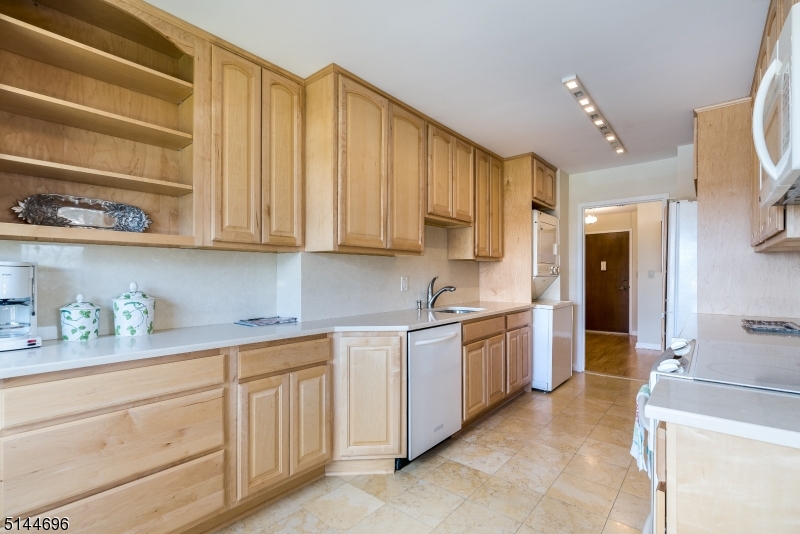 Claridge House - Residential