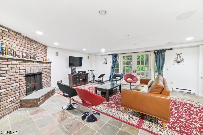 Hartshorn - Residential