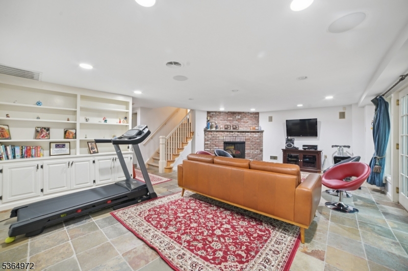 Hartshorn - Residential