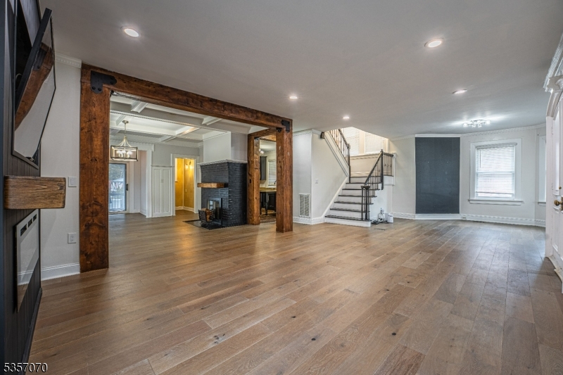 439 Union Ave