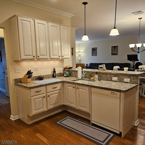 The Hamlet - Residential Lease