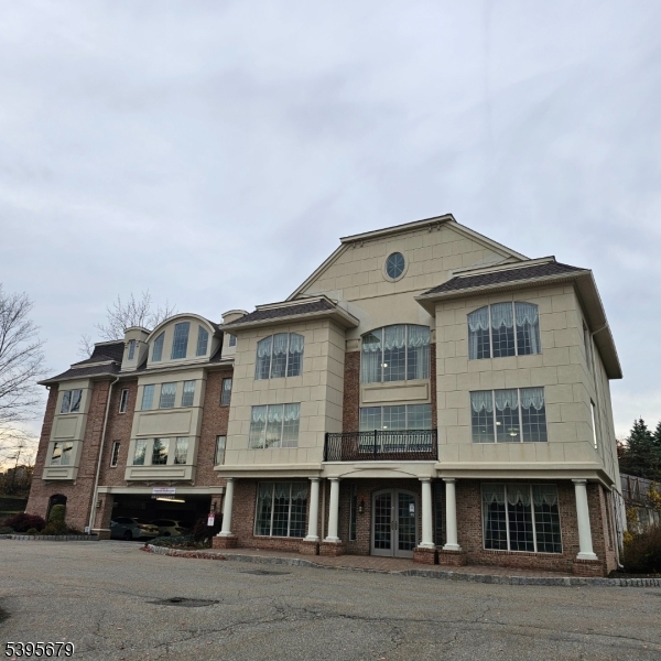 The Hamlet - Residential Lease