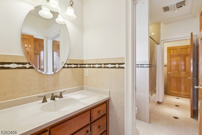 Arrowhead Park - Residential