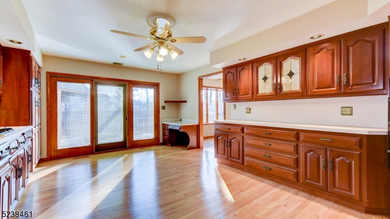 Black Oak - Residential