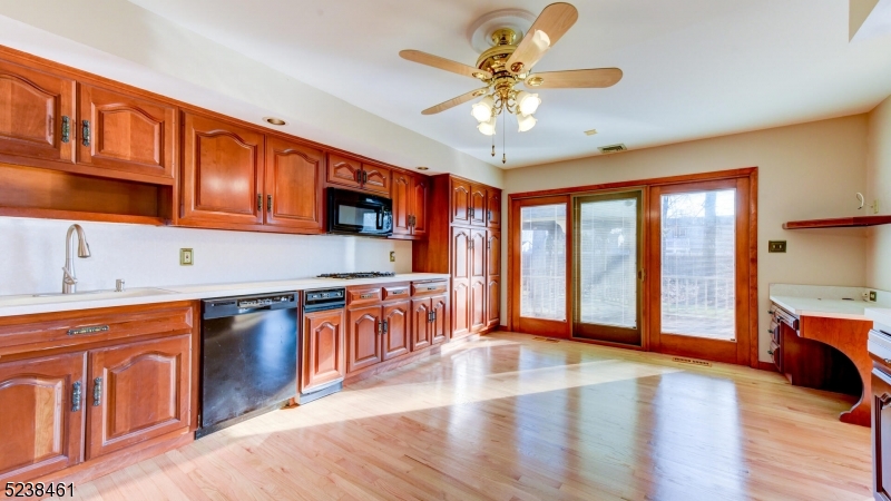 Black Oak - Residential