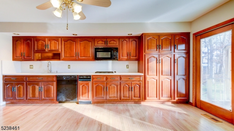 Black Oak - Residential