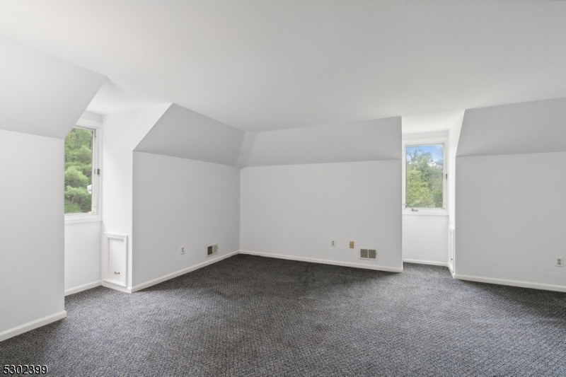 Bernardsville Mountain - Residential