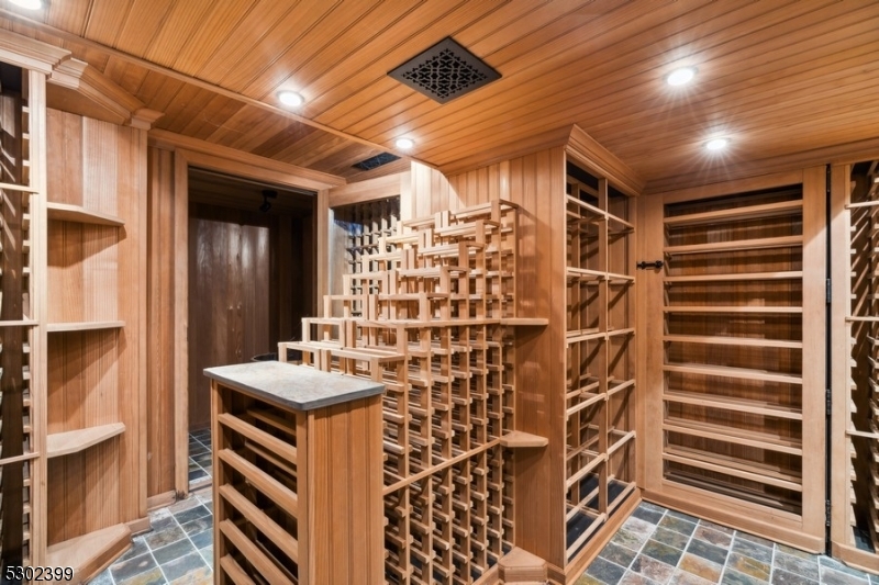 Bernardsville Mountain - Residential