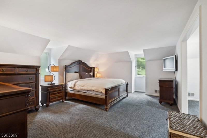 Bernardsville Mountain - Residential