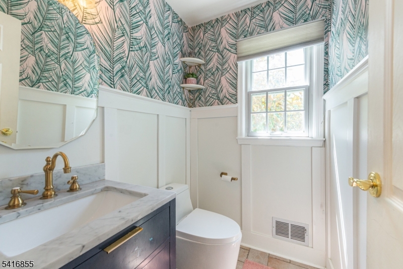 Shongum Lake - Residential