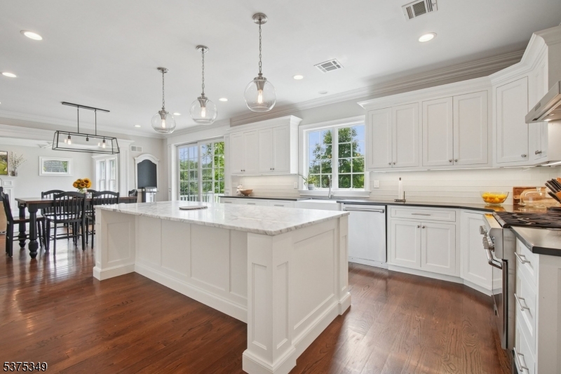 Rolling Hill - Residential