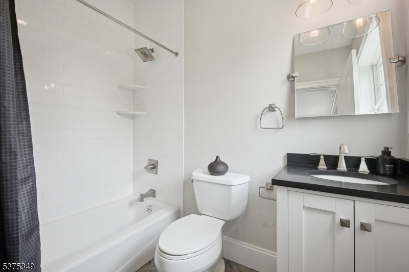 Rolling Hill - Residential