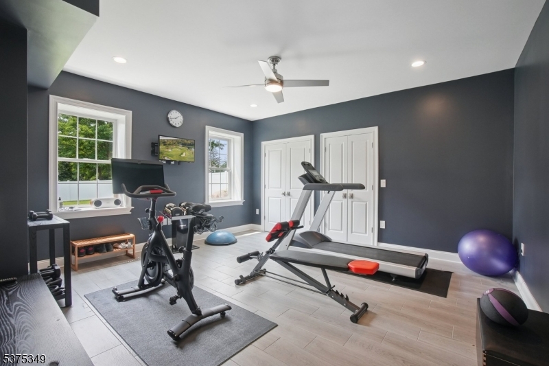 Rolling Hill - Residential