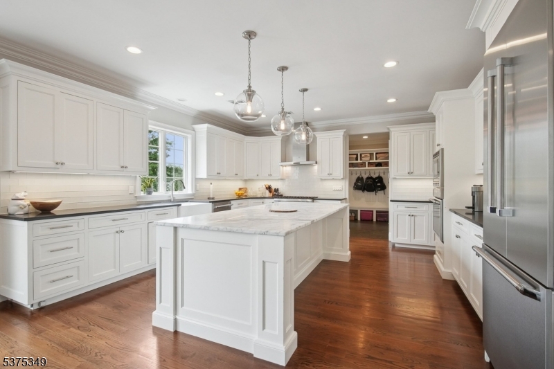 Rolling Hill - Residential