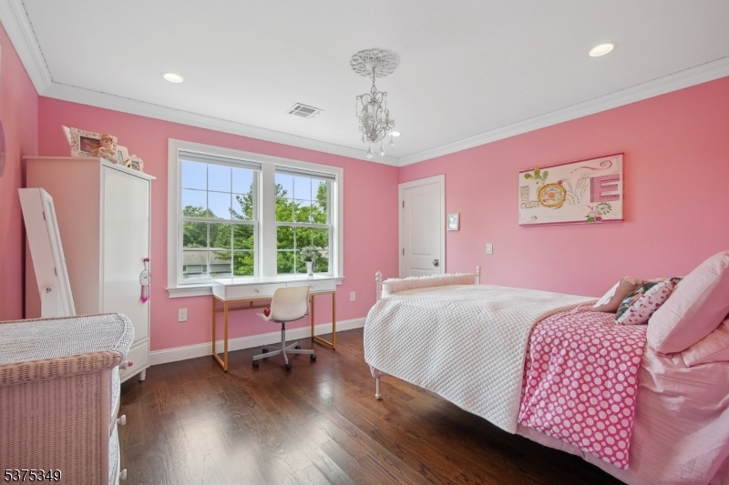 Rolling Hill - Residential