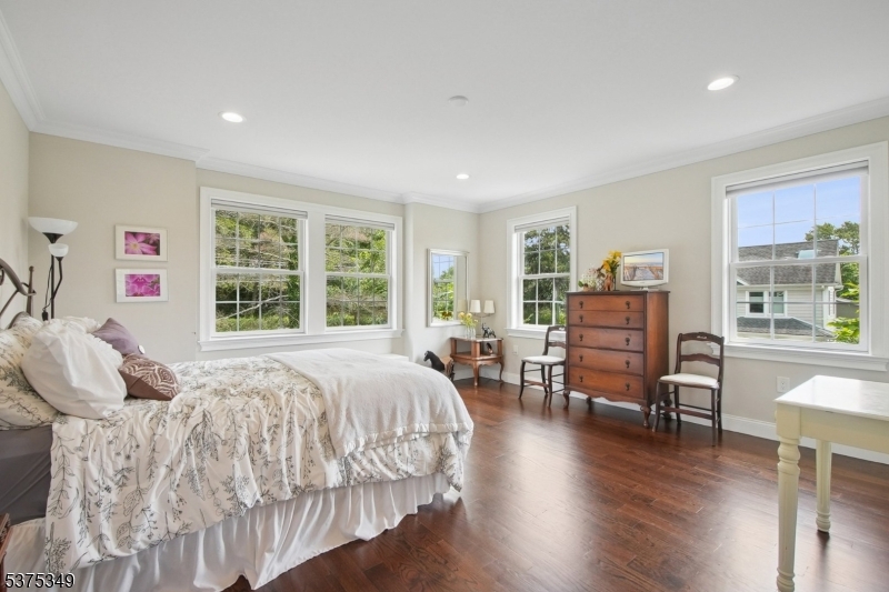 Rolling Hill - Residential