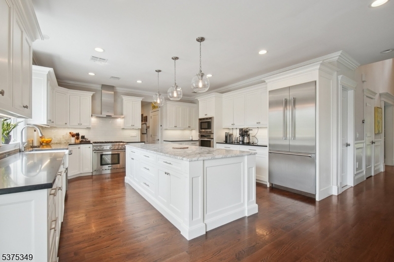 Rolling Hill - Residential