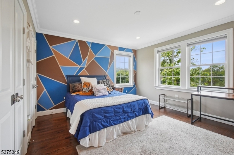 Rolling Hill - Residential