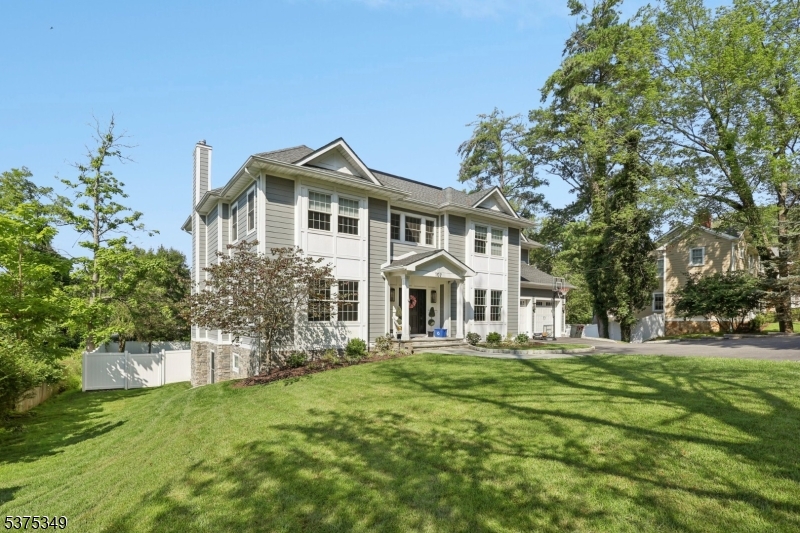 Rolling Hill - Residential