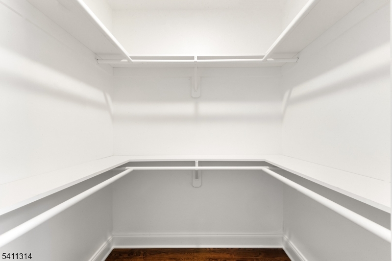 Greenwood - Residential Lease