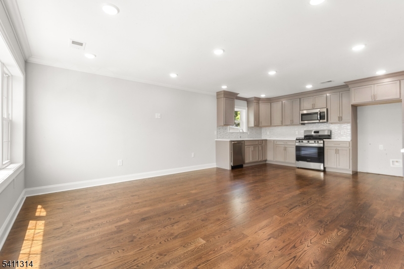 Greenwood - Residential Lease