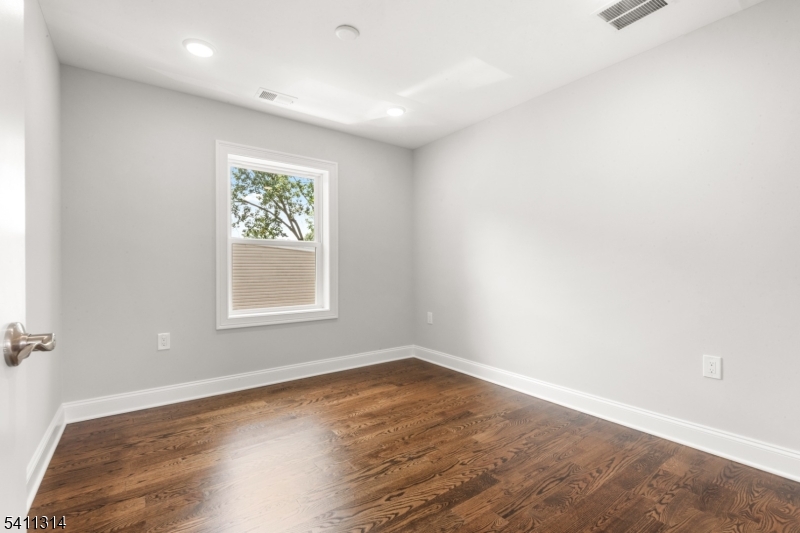 Greenwood - Residential Lease