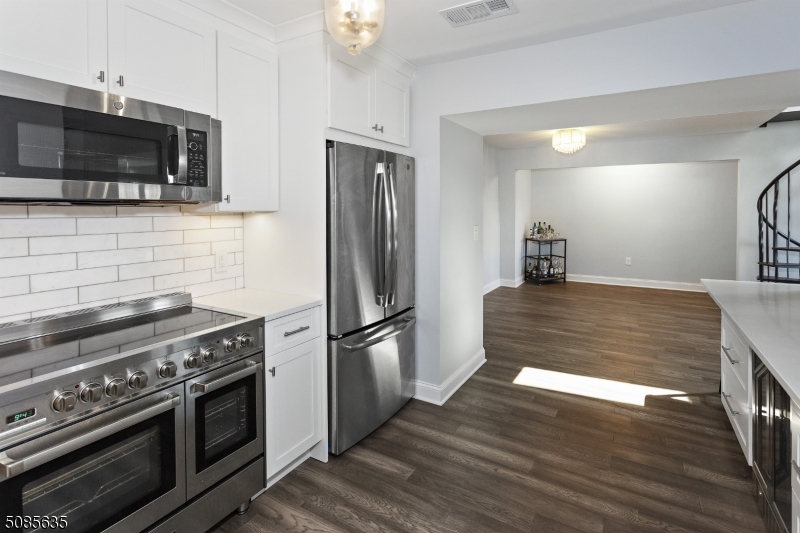 South Green I Condo - Residential Lease