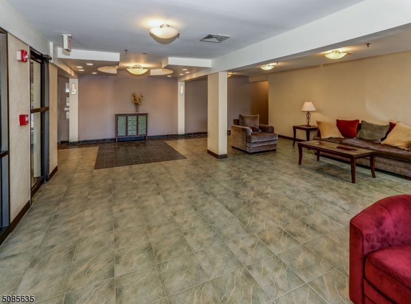 South Green I Condo - Residential Lease