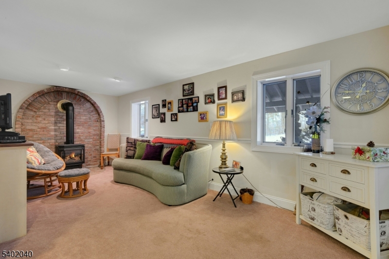 FOREST LAKES - Residential