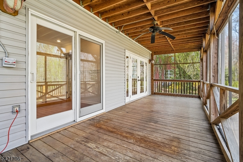 Spring Ridge - Residential