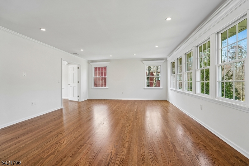 Spring Ridge - Residential