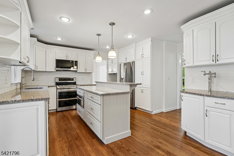 Spring Ridge - Residential