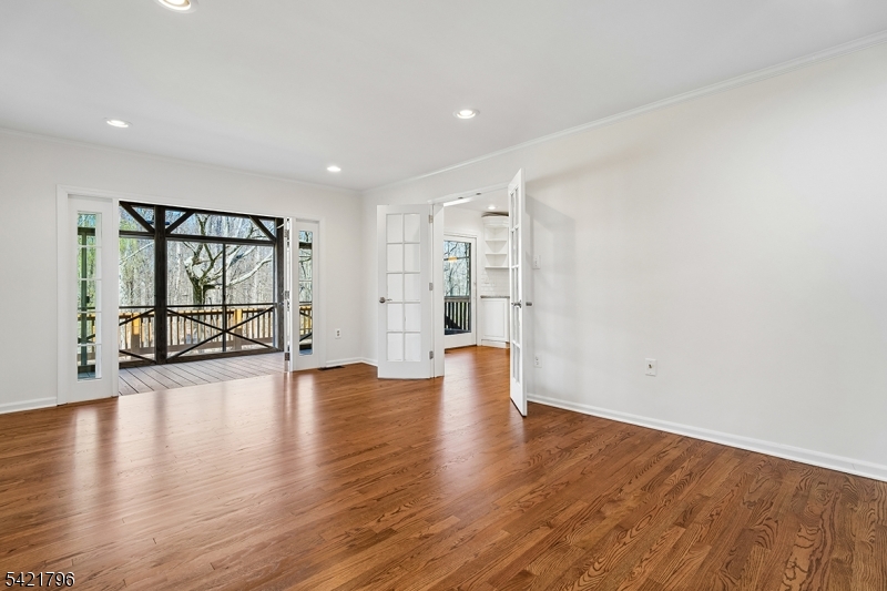 Spring Ridge - Residential