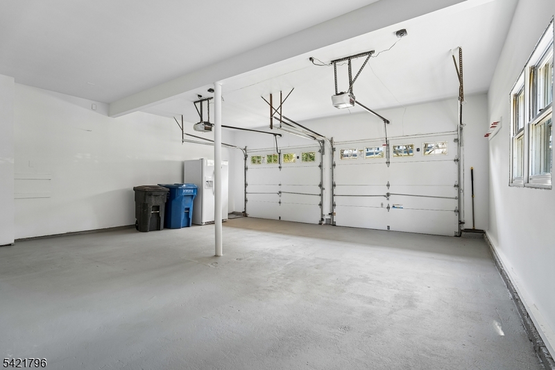 Spring Ridge - Residential