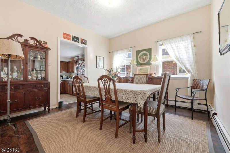 College Hill section - Residential Income