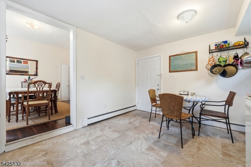 College Hill section - Residential Income